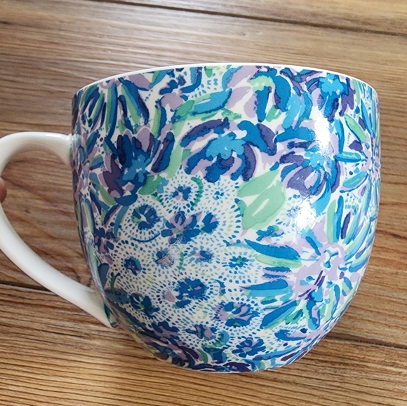 Lilly Pulitzer High Maintenance 12oz Ceramic Mug Blue Floral Lion - Picture 4 of 8